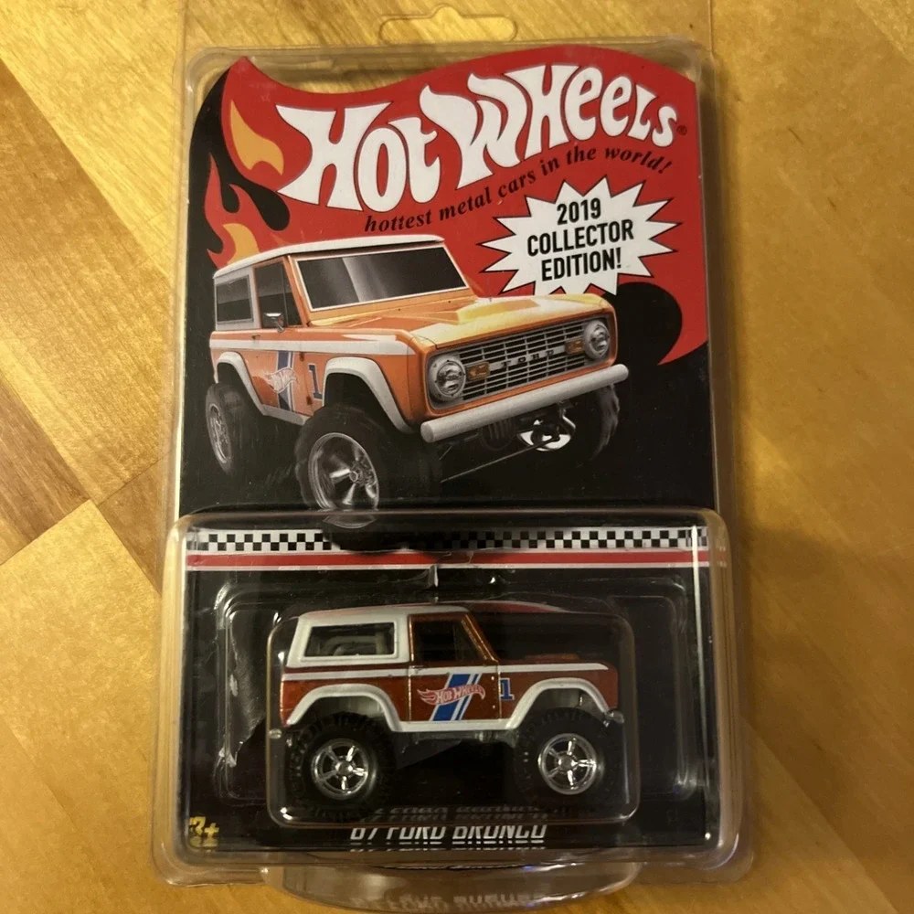 Hot Wheels 67 Ford Bronco Red Line Club Exclusive